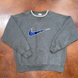 NIKE Crewneck
